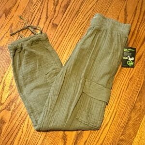 Love Trends Olive Green Cargo Pants Size M/L